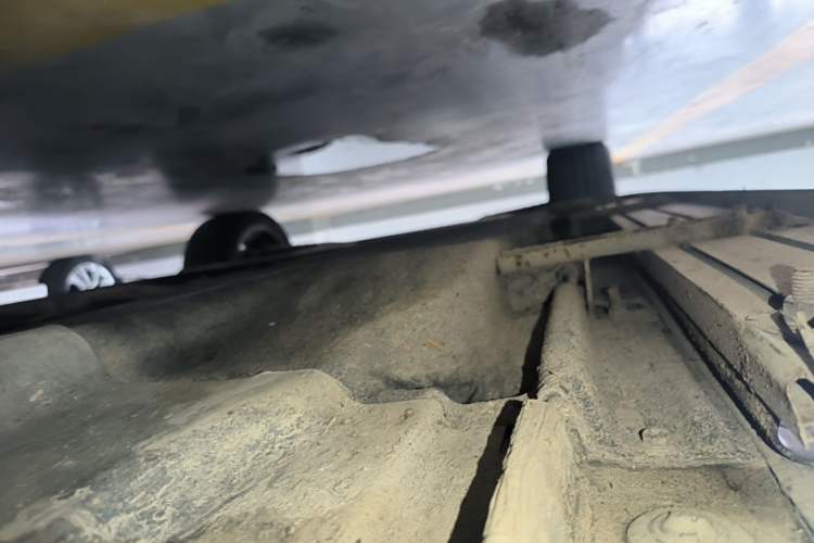 Used Audi Q5L 2022 40T Fashionable and Dynamic Model Right Side Sill