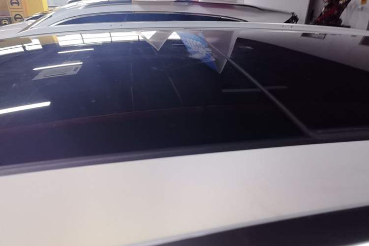 Used Audi Q5L 2022 40T Fashionable and Elegant Model Roof