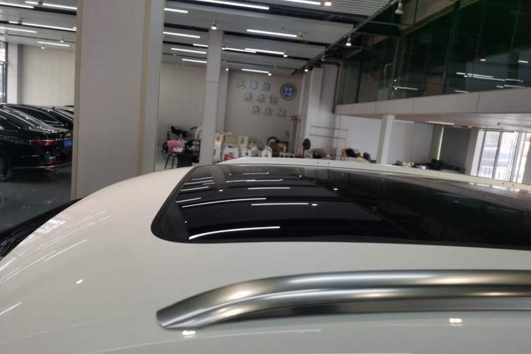 Used Audi Q5L 2022 45T Luxury Dynamic Model Roof