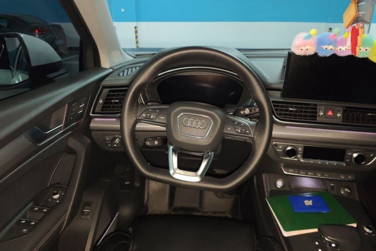 Used Audi Q5L 2022 Updated 45T Luxury Dynamic Version Steering Wheel