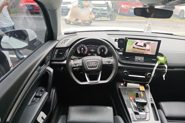 Used Audi Q5L 2022 Updated 45T Luxury Dynamic Version Steering Wheel
