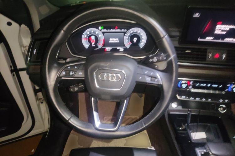 Used Audi Q5L 2022 Updated 45T Prestige Dynamic Edition Steering Wheel
