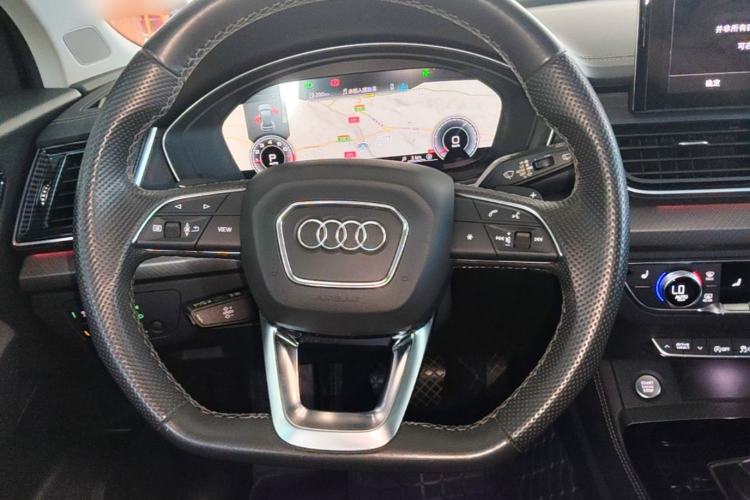 Used Audi Q5L 2022 45T Luxury Dynamic Model Steering Wheel