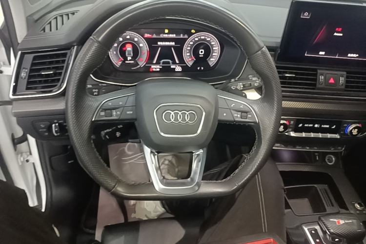 Used Audi Q5L 2022 45T Luxury Dynamic Model Steering Wheel