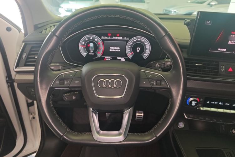 Used Audi Q5L 2022 Updated 40T Luxury Dynamic Edition Steering Wheel