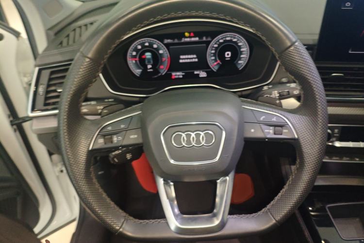 Used Audi Q5L 2022 45T Luxury Dynamic Model Steering Wheel