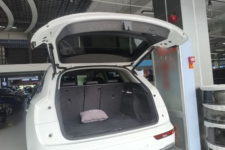Used Audi Q5L 2022 Updated 40T Luxury Dynamic Edition Trunk