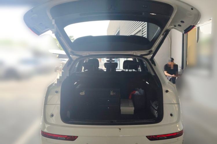 Used Audi Q5L 2022 Updated 45T Luxury Dynamic Version Trunk