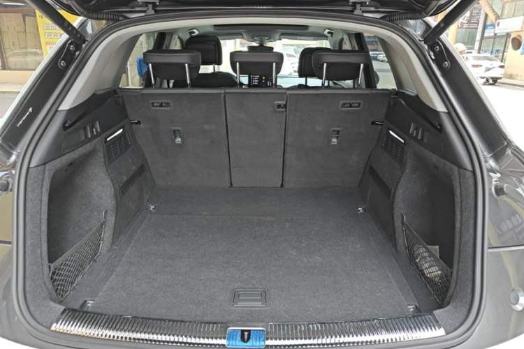 Used Audi Q5L 2022 Updated 40T Luxury Dynamic Edition Trunk