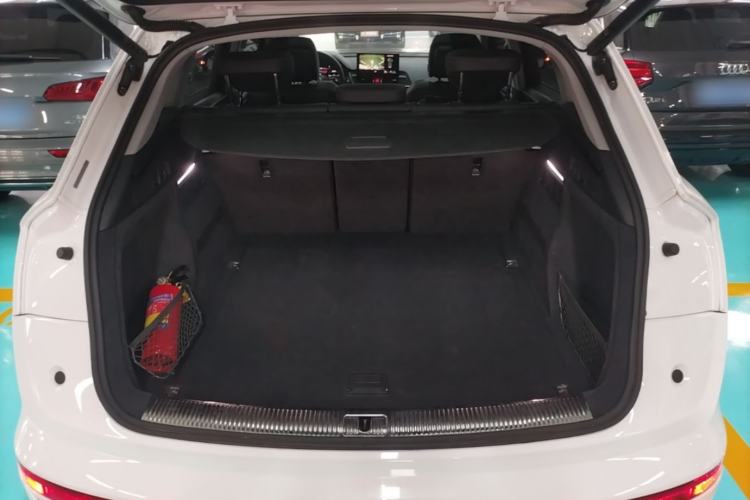 Used Audi Q5L 2022 Updated 40T Luxury Dynamic Edition Trunk