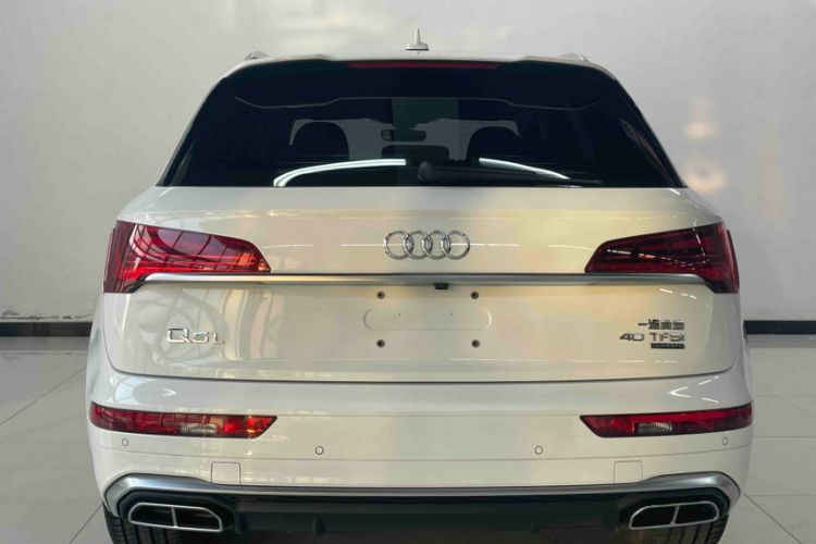 Used Audi Q5L 2022 40T Luxury Dynamic Model Trunk