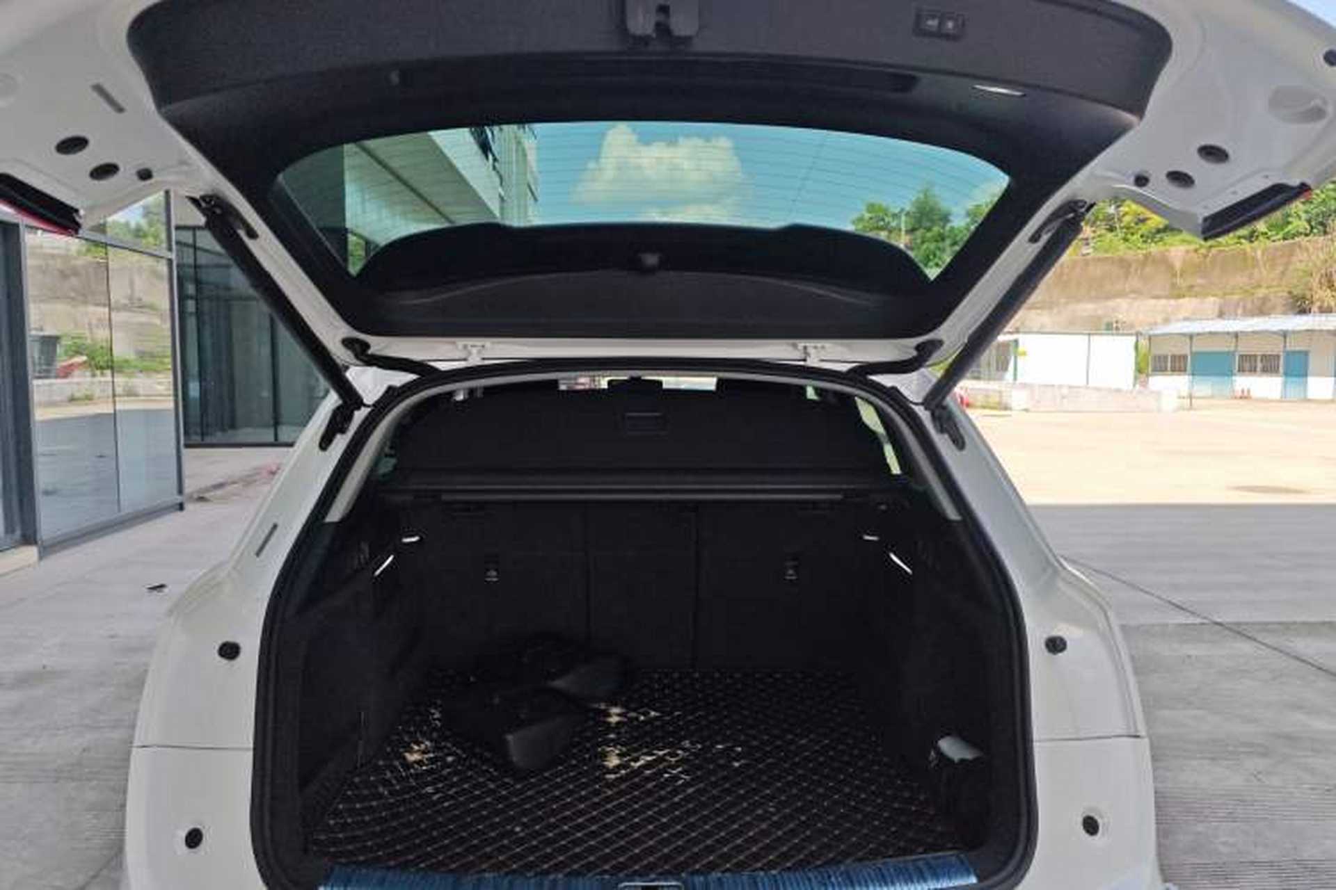 Used Audi Q5L 2022 Updated 40T Luxury Dynamic Edition Trunk