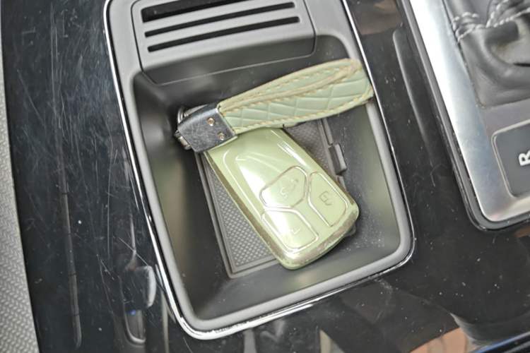Used Audi Q5L 2022 Updated 40T Luxury Dynamic Edition Vehicle Key