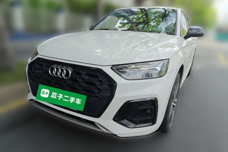 Used Audi Q5L 2022 40T Fashionable and Dynamic Model Guazi used car, China used car export, Used car for sale, Used  cars, Cheapest cars for sale