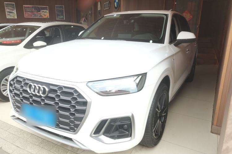 Used Audi Q5L 2022 40T Fashionable and Dynamic Model Guazi used car, China used car export, Used car for sale, Used  cars, Cheapest cars for sale