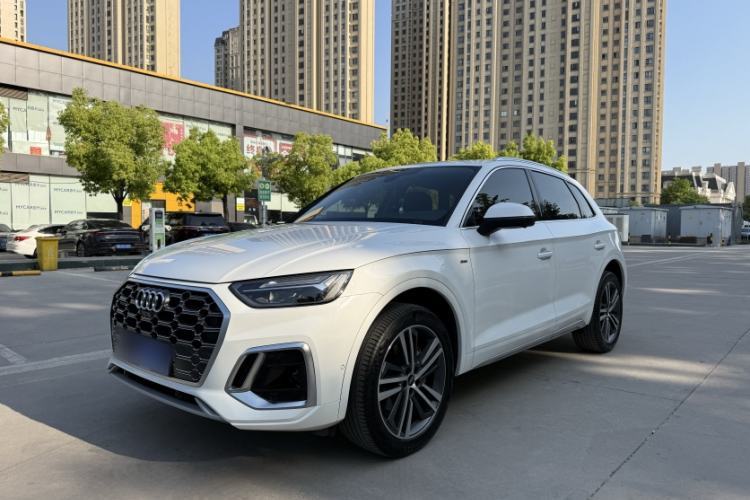 Used Audi Q5L 2022 Updated 45T Luxury Dynamic Version Guazi used car, China used car export, Used car for sale, Used  cars, Cheapest cars for sale