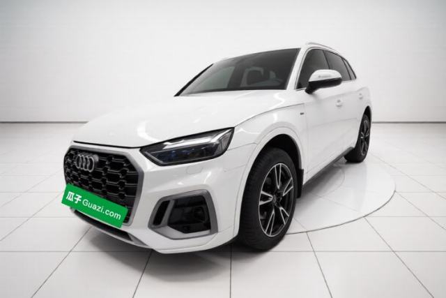 Audi Q5L 2022 40T Fashionable and Dynamic Model с пробегом
