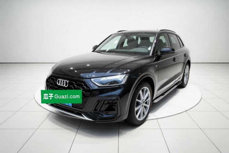 Used Audi Q5L 2023 40T Luxury Dynamic Model Guazi used car, China used car export, Used car for sale, Used cars, Cheapest cars for sale