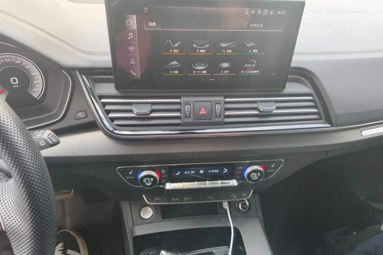 Used Audi Q5L 2023 40T Luxury Dynamic Model Audio And AC Panel