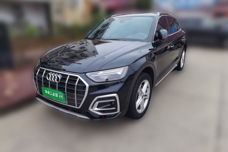 Used Audi Q5L 2023 40T Fashionable and Elegant Version Guazi used car, China used car export, Used car for sale, Used cars, Cheapest cars for sale