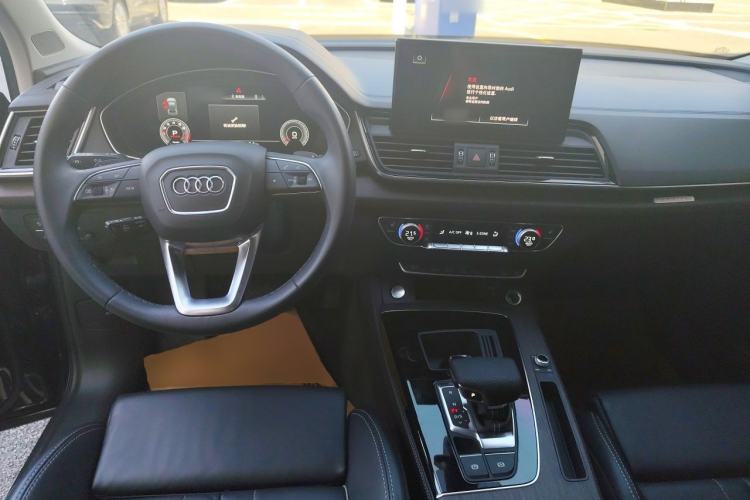 Used Audi Q5L 2023 45T Luxury Dynamic Model Center Console
