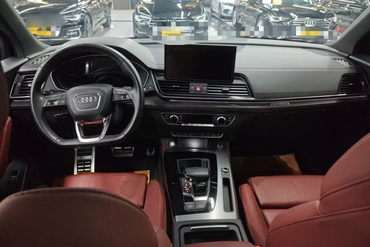 Used Audi Q5L 2023 40T Luxury Dynamic Model Center Console