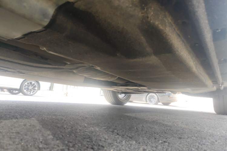Used Audi Q5L 2023 40T Luxury Dynamic Model Chassis Front Left
