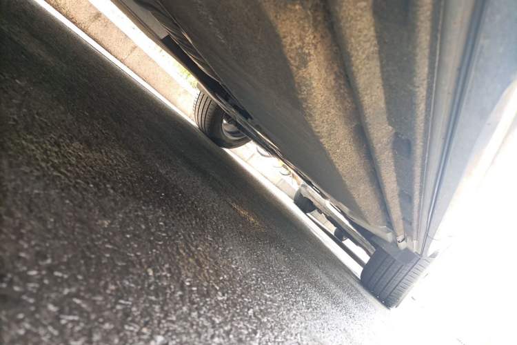 Used Audi Q5L 2023 40T Luxury Dynamic Model Chassis Front Left