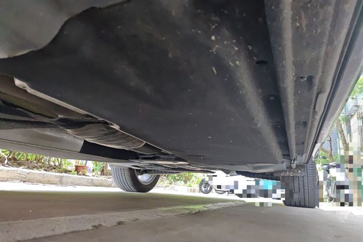 Used Audi Q5L 2023 40T Luxury Dynamic Model Chassis Front Left