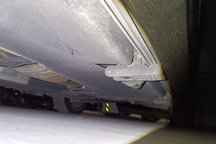 Used Audi Q5L 2023 45T Luxury Dynamic Model Chassis Front Left