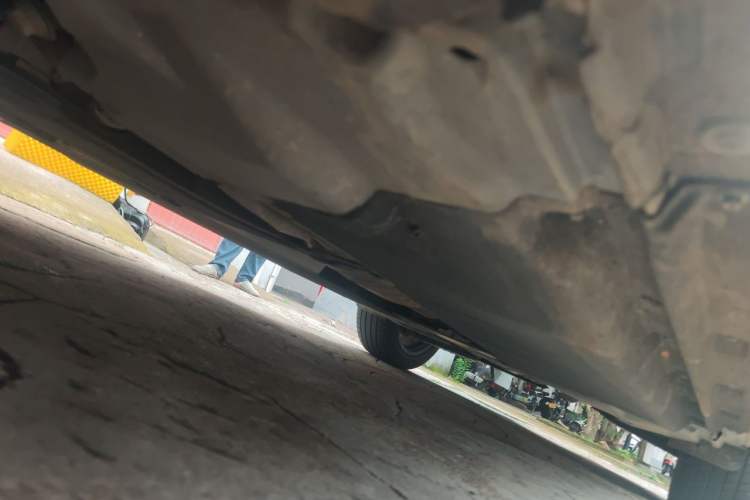 Used Audi Q5L 2023 40T Luxury Dynamic Model Chassis Front Left
