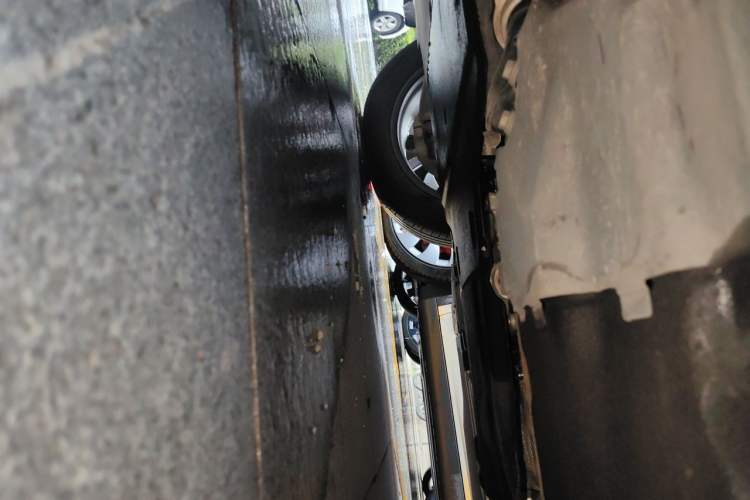Used Audi Q5L 2023 40T Luxury Dynamic Model Chassis Front Left