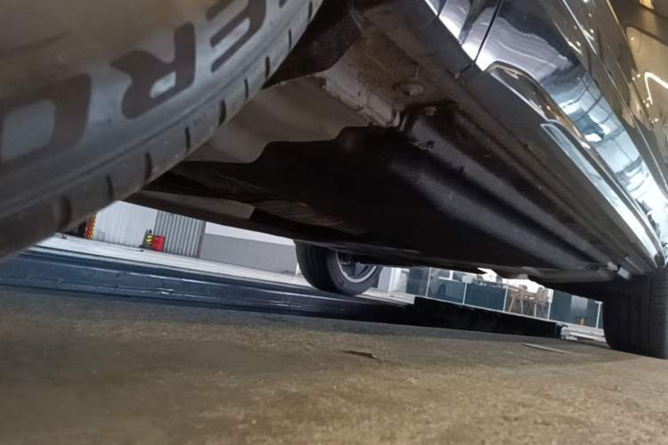 Used Audi Q5L 2023 40T Luxury Dynamic Model Chassis Front Left