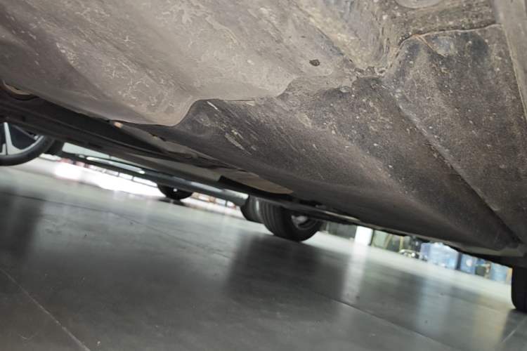 Used Audi Q5L 2023 40T Luxury Dynamic Model Chassis Front Left