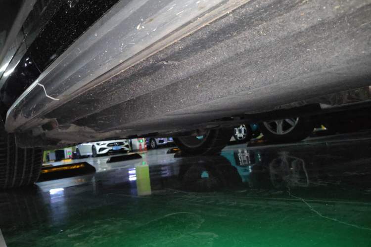 Used Audi Q5L 2023 40T Fashionable and Dynamic Edition Chassis Front Right