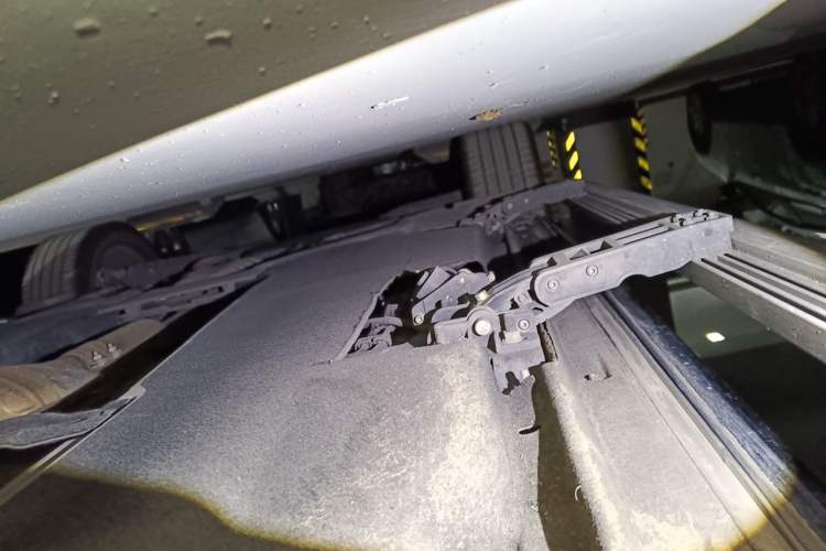 Used Audi Q5L 2023 45T Luxury Dynamic Model Chassis Front Right