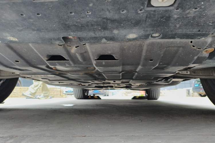 Used Audi Q5L 2023 40T Luxury Dynamic Model Chassis Front