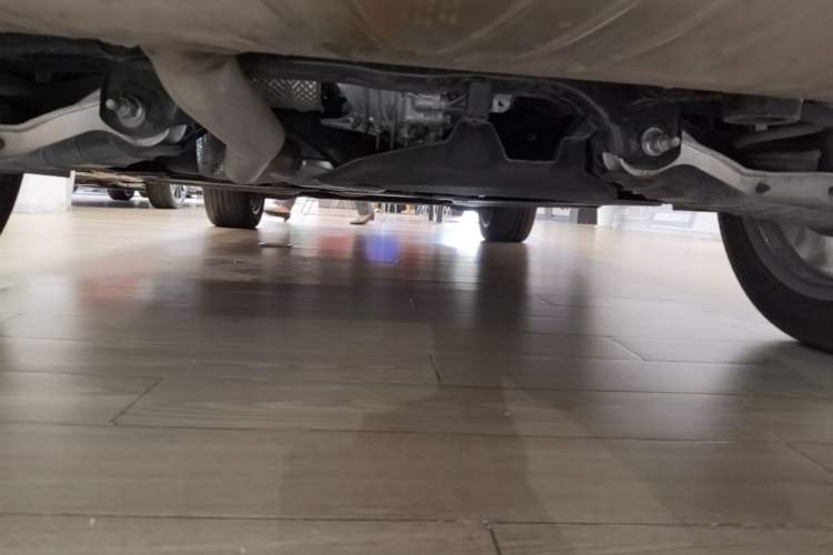 Used Audi Q5L 2023 40T Luxury Dynamic Model Chassis Rear