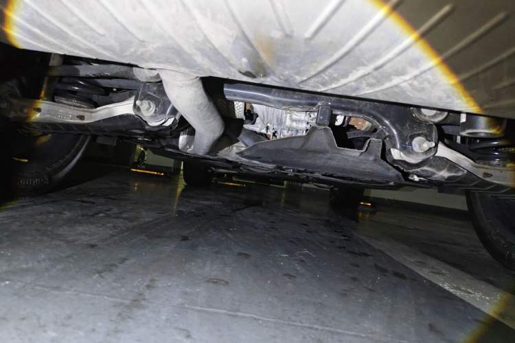Used Audi Q5L 2023 40T Luxury Dynamic Model Chassis Rear