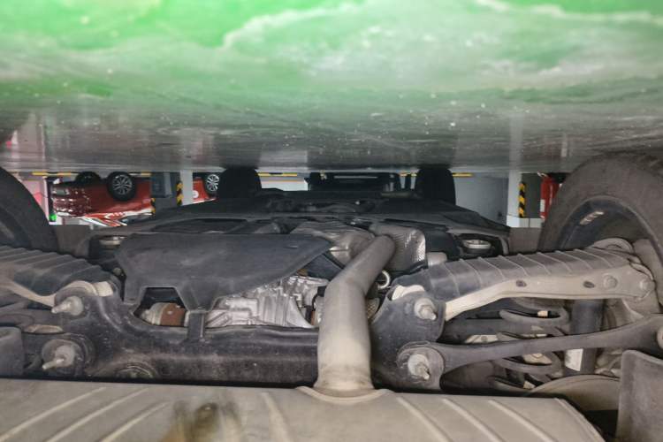 Used Audi Q5L 2023 40T Luxury Dynamic Model Chassis Rear