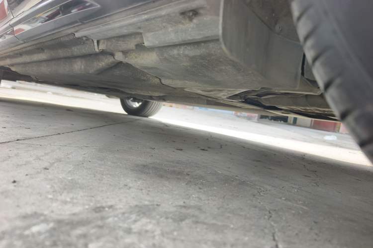 Used Audi Q5L 2023 40T Luxury Dynamic Model Chassis Rear Left