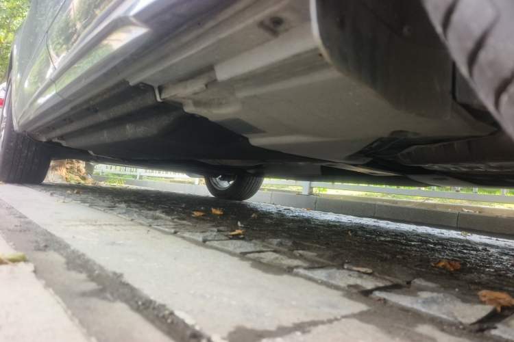 Used Audi Q5L 2023 40T Luxury Dynamic Model Chassis Rear Left