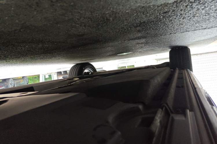 Used Audi Q5L 2023 40T Luxury Dynamic Model Chassis Rear Left