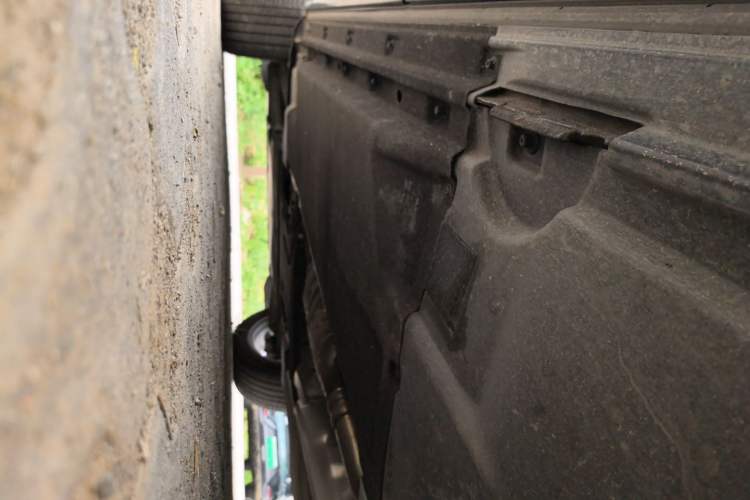Used Audi Q5L 2023 40T Luxury Dynamic Model Chassis Rear Left