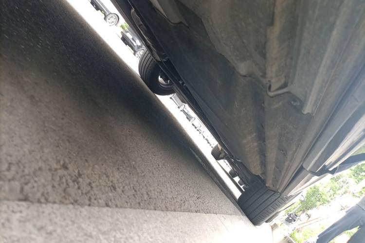 Used Audi Q5L 2023 40T Luxury Dynamic Model Chassis Rear Right