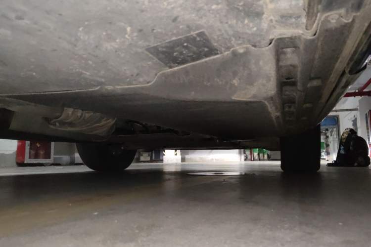 Used Audi Q5L 2023 40T Luxury Dynamic Model Chassis Rear Right