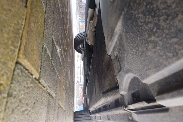Used Audi Q5L 2023 40T Luxury Elegant Model Chassis Rear Right
