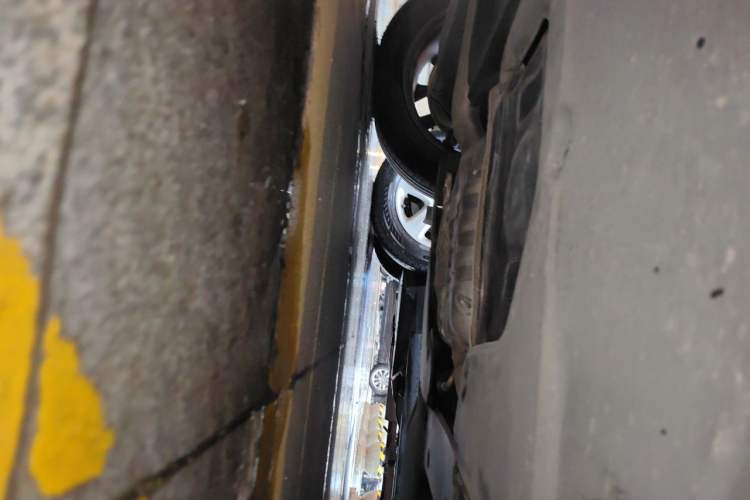 Used Audi Q5L 2023 40T Luxury Dynamic Model Chassis Rear Right