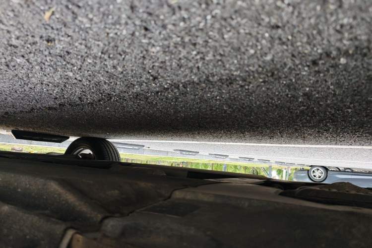 Used Audi Q5L 2023 40T Luxury Elegant Model Chassis Rear Right