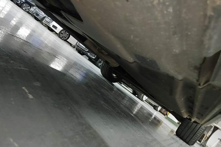 Used Audi Q5L 2023 40T Luxury Dynamic Model Chassis Rear Right